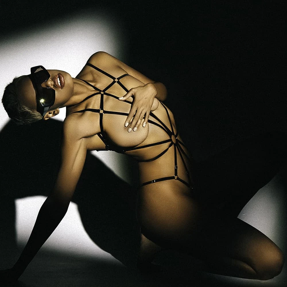 COUTURE DE NUIT Eva Playsuit Noir - Brigade Mondaine 10 COUTURE DE NUIT Eva Playsuit Noir - Brigade Mondaine – Image 8