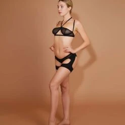 E.L.F ZHOU LONDON Soutien-gorge Obsidian -Brigade Mondaine 9 E.L.F ZHOU LONDON Soutien-gorge Obsidian -Brigade Mondaine -BRIGADE MONDAINE Boutique ELF ZHOU LONDON Obsidian Collection 03