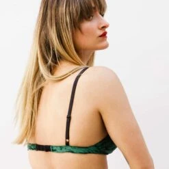 Brigade Mondaine - SUPERBE Paris <br /><strong> Doux - Triangle Velours</strong> 7 Brigade Mondaine - SUPERBE Paris <br /><strong> Doux - Triangle Velours</strong> -BRIGADE MONDAINE Boutique SUPERBE Doux Bra 03