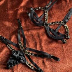 THE MODEL TRAITOR Soutien-gorge Ouvert - Brigade Mondaine -BRIGADE MONDAINE Boutique THE MODEL TRAITOR Simone Ouvert Bra 07